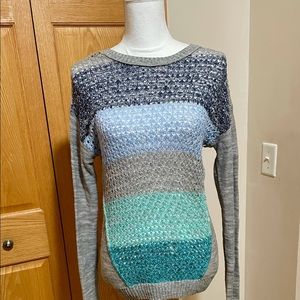 Gray & blues sweater